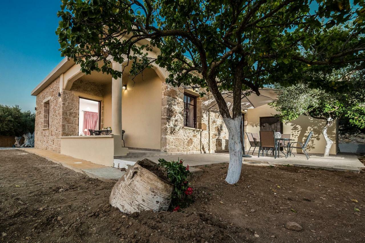 Вилла Nepheli Stone House Platanos  Экстерьер фото