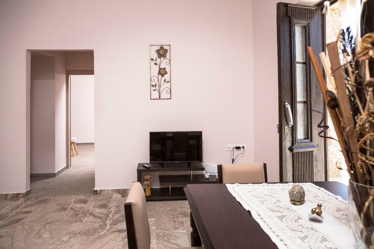 Вилла Nepheli Stone House Platanos  Экстерьер фото
